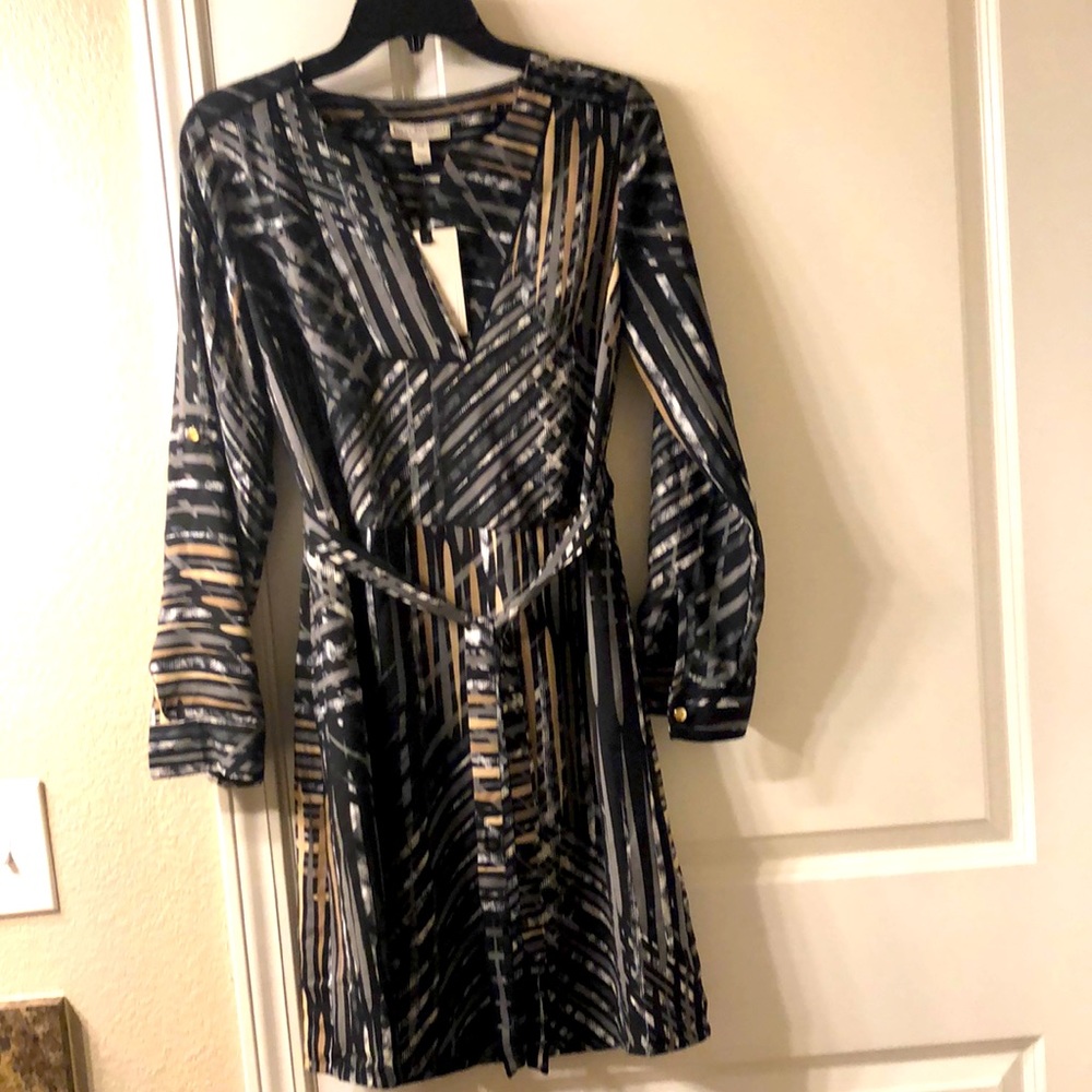 Dana buckman mini longsleeve nigth out dress